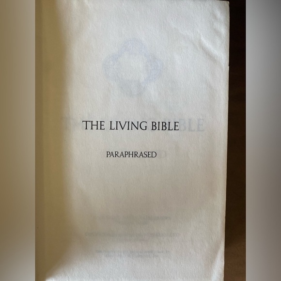 The Living Bible Paraphrased Tyndale House Padded Hardcover 20th Printing 1973 - Picture 4 of 9
